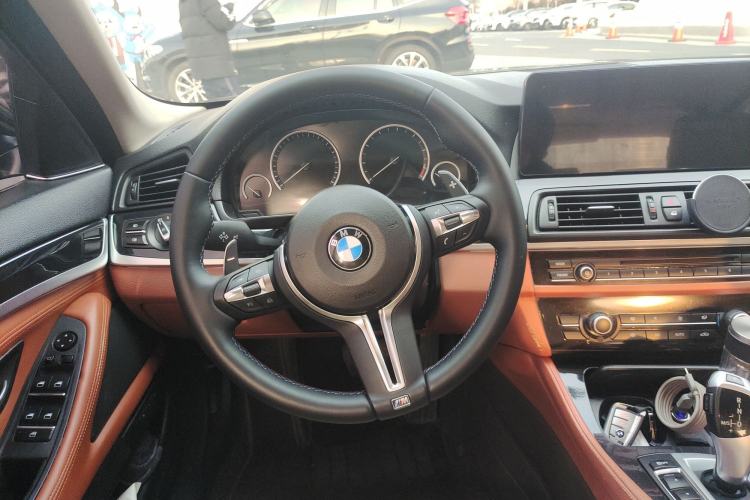 Used BMW 5 Series 2014 520Li Elegant Model