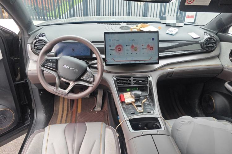 Used BYD Frigate 07 2023 DM-i 100KM Prestige Model Center Console