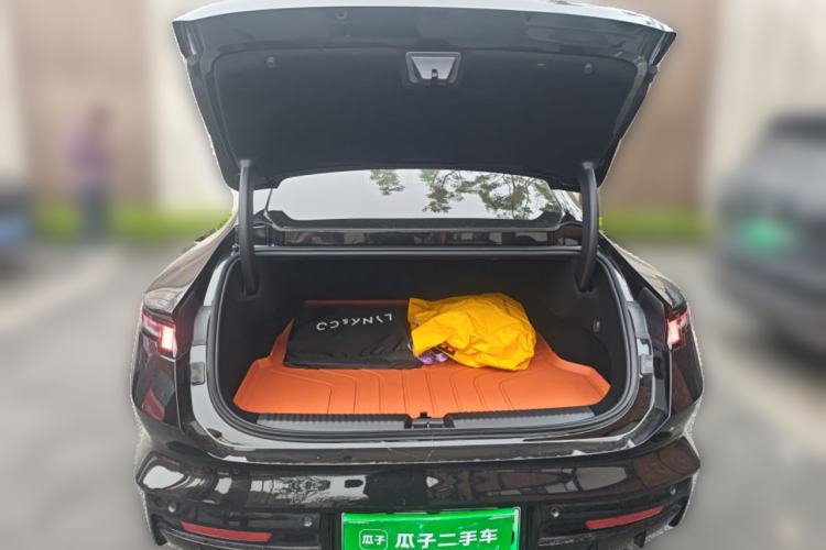 Used Lynk & Co 10 EM-P 2025 Model 240 Four-Wheel Drive Ultra Trunk