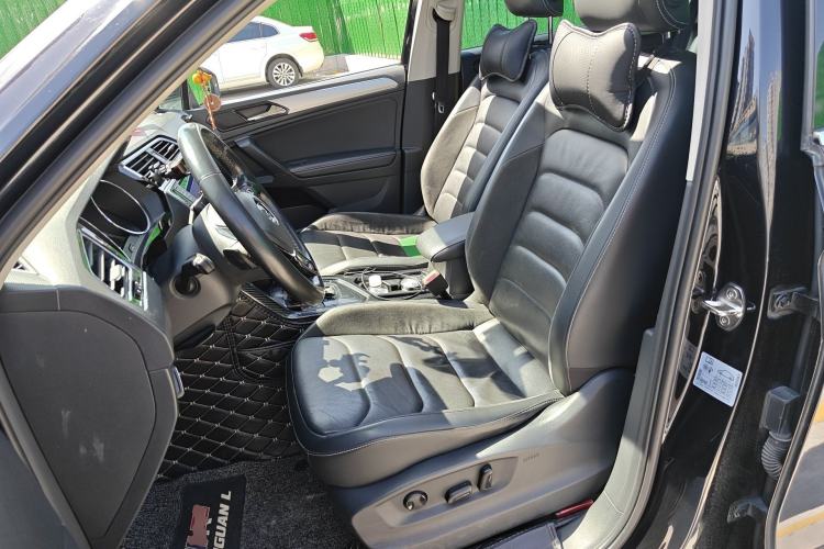 Used Volkswagen Tiguan L 2018 330TSI Automatic Two-Wheel Drive Luxury Edition
