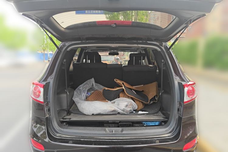 Used Hyundai Santa Fe Classic 2011 2.4 Comfort Edition 7-Seater Two-Wheel Drive