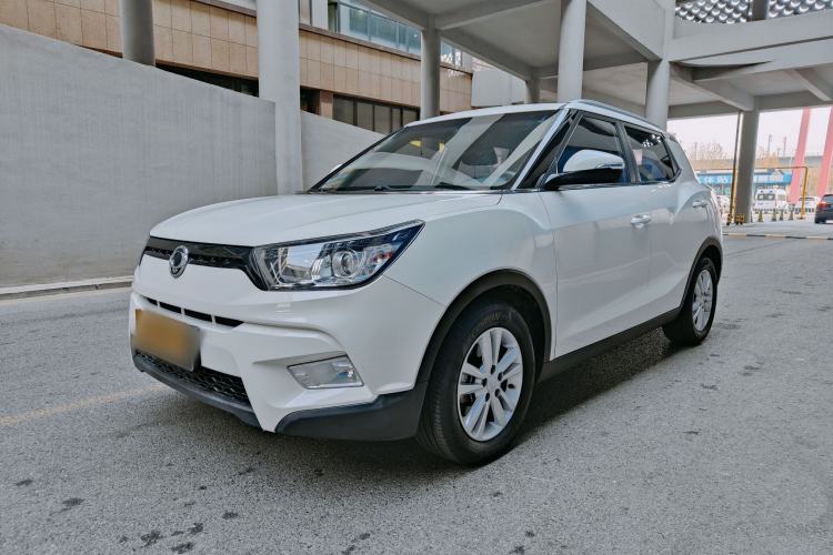 Used SsangYong Tivolan 2015 1.6L Automatic Two-Wheel Drive ZhiShang Edition