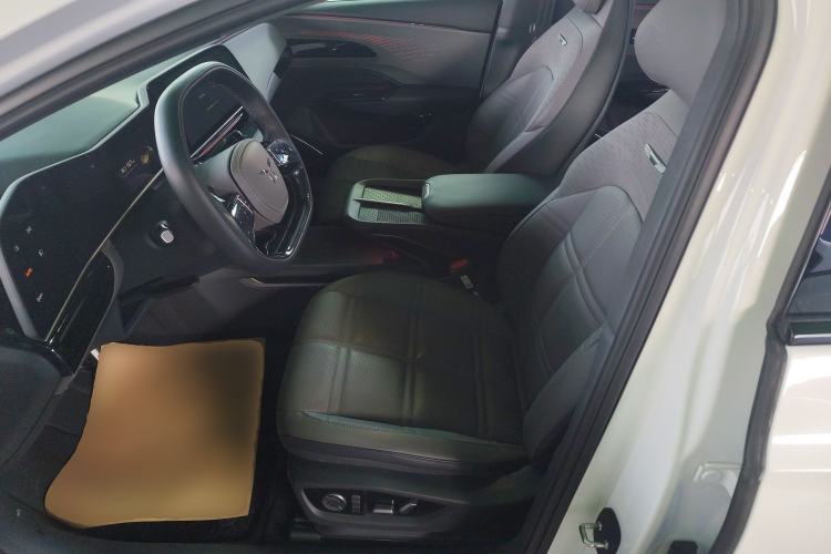 Used Hongqi EH7 2024 690 Pro
