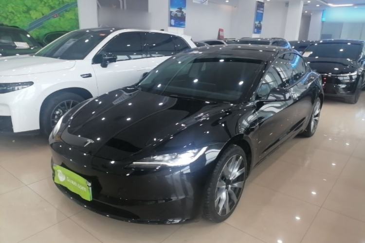 Used Tesla Model 3 2023 Long-Range All-Wheel-Drive Version
