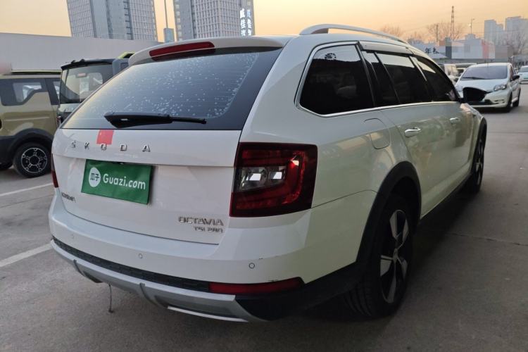 Used Skoda Octavia 2019 TSI280 DSG Luxury Edition Station Wagon China VI Standard