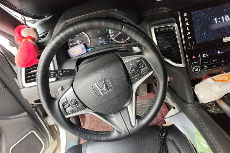 Used Honda UR-V 2017 370TURBO 2WD Prestige Edition China V Steering Wheel