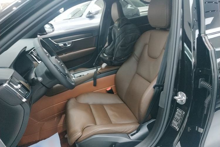 Used Volvo S90 2023 B5 Zhiyuan Luxury Edition