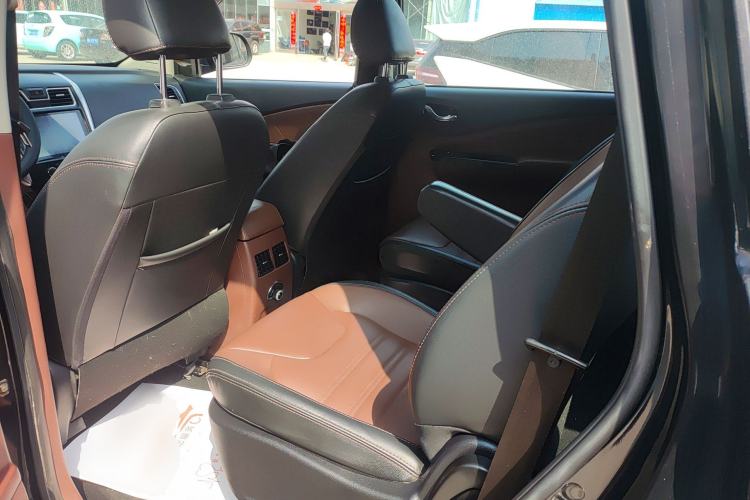 Used FORTHING SX6 2016 1.6L Manual Luxury Model
