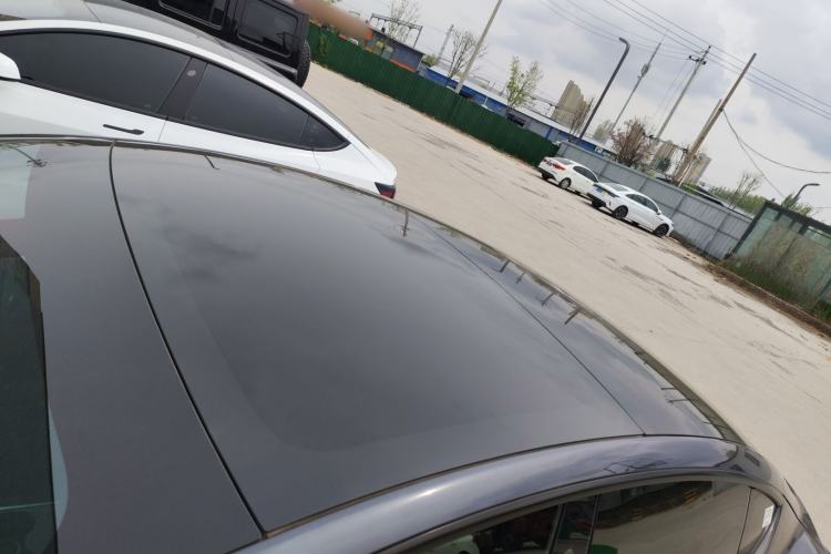 Used Tesla Model 3 2022 Rear-Wheel-Drive Version Roof