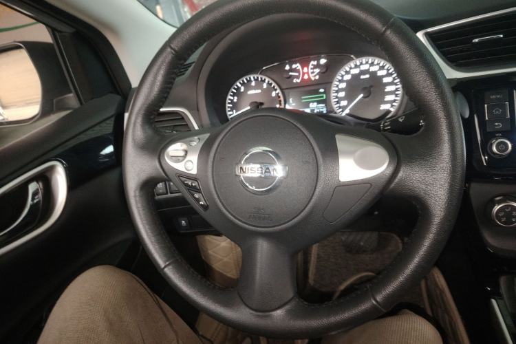 Used Nissan Sylphy 2018 1.6XV CVT Deluxe Edition Steering Wheel