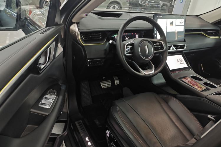 Used Wey Mocha New Energy 2024 Hi4 Four-Wheel Drive Long-Range Version
