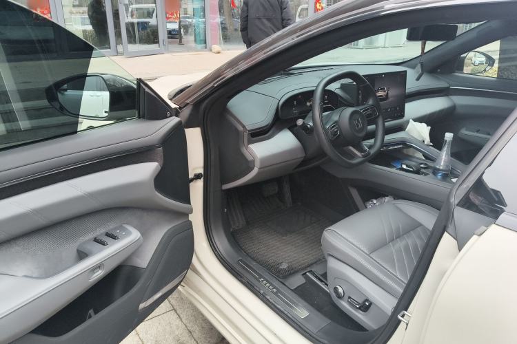 Used Zeekr 001 2025 WE Edition 95 kWh All-Wheel Drive
