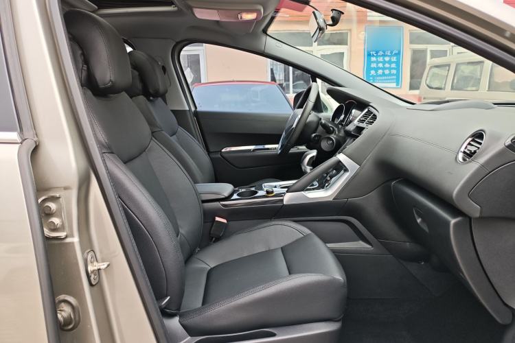 Used Peugeot 3008 2015 2.0L Automatic Classic Edition
