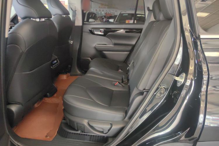 Used Toyota Highlander 2023 2.5L Smart Electric Hybrid Dual-Engine Four-Wheel Drive Prestige Version – 7 Seats
