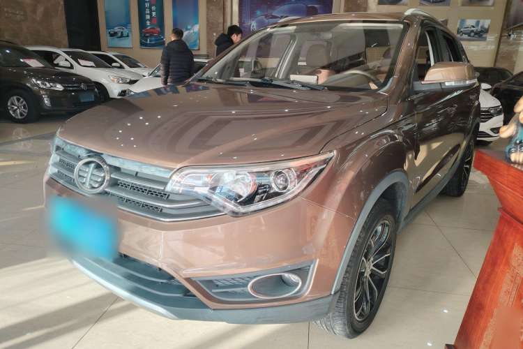 Used FAW Senya R7 2016 1.6L Manual Smart Version