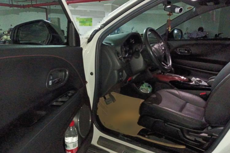 Used Honda XR-V 2015 1.8L VTi CVT Luxury Edition Driver Seat