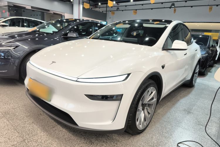 Used Tesla Model Y 2025 Rear-Wheel-Drive Version