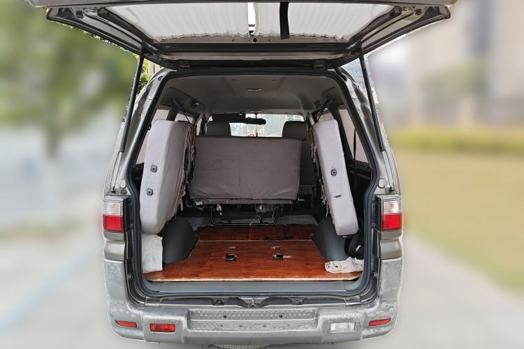 Used FORTHING Lingzhi 2014 V3 1.5L 7-Seater Standard Model II Trunk