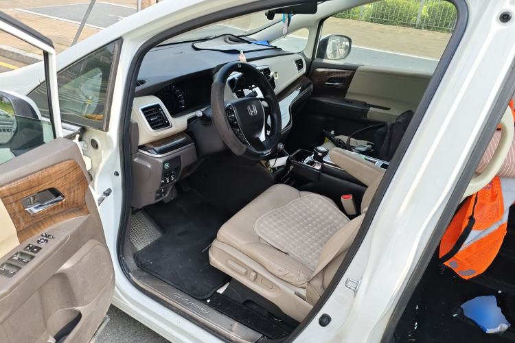 Used Honda Odyssey 2015 Revised 2.4L Luxury Edition