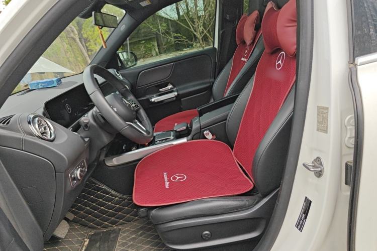 Used Mercedes-Benz GLB 2021 GLB 200 Dynamic Edition Left Front Seat