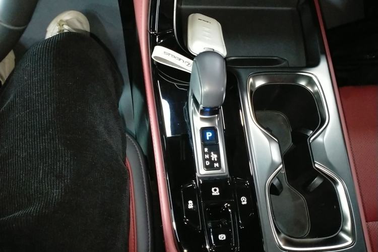 Used Lexus NX 2023 260 Front-Wheel Drive ChuanYou Special Edition
