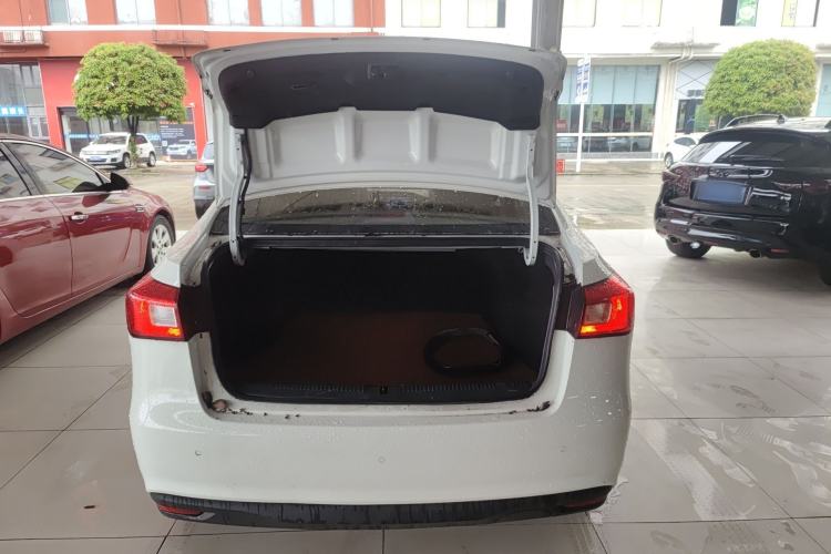 Used Roewe 360 2017 1.5L Automatic Luxury Edition
