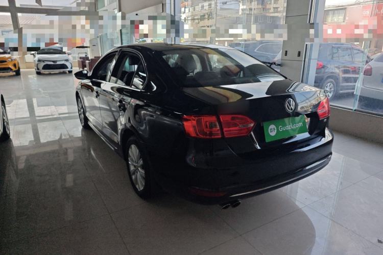 Used Volkswagen Sagitar 2014 Revised Version 1.4TSI Automatic Luxury Edition
