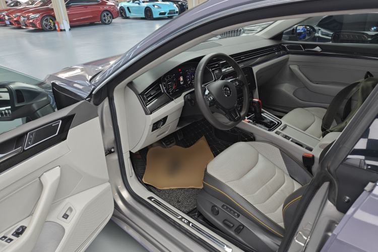 Used Volkswagen FAW-Volkswagen CC 2019 380TSI Yeyan Edition China VI Standard Left Front Seat