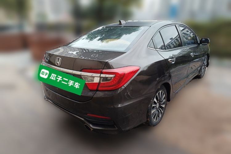 Used Honda Crider 2013 1.8L automatic luxury edition
