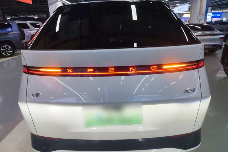 Used XPeng X9 2025 740 Ultra-Long Range Max
