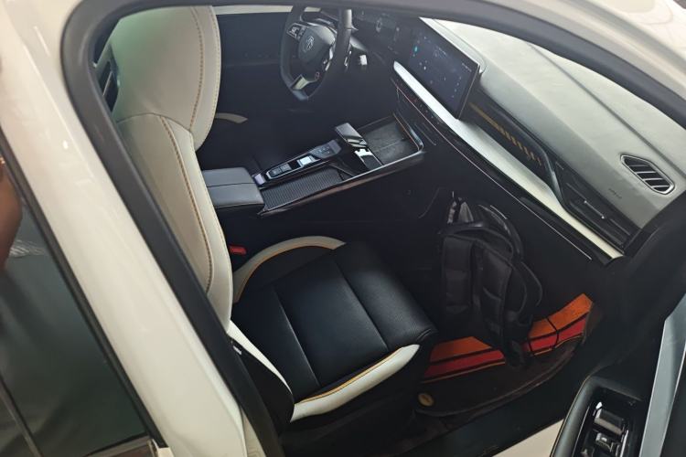 Used MG 5 Scorpio 2022 1.5T Trophy Sport Flagship Edition