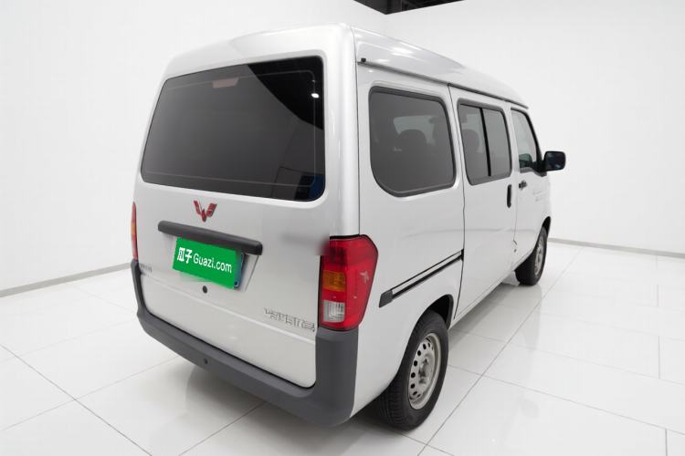 Used Wuling Zhiguang 2023 1.5L Practical Version 5/7 Seats
