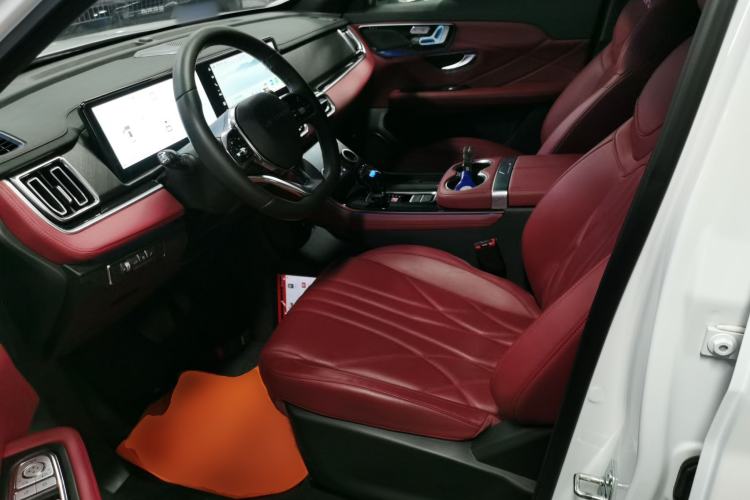 Used JETOUR X70 PLUS 2025 1.5T ZhiZhen Pailong Edition 7-Seater
