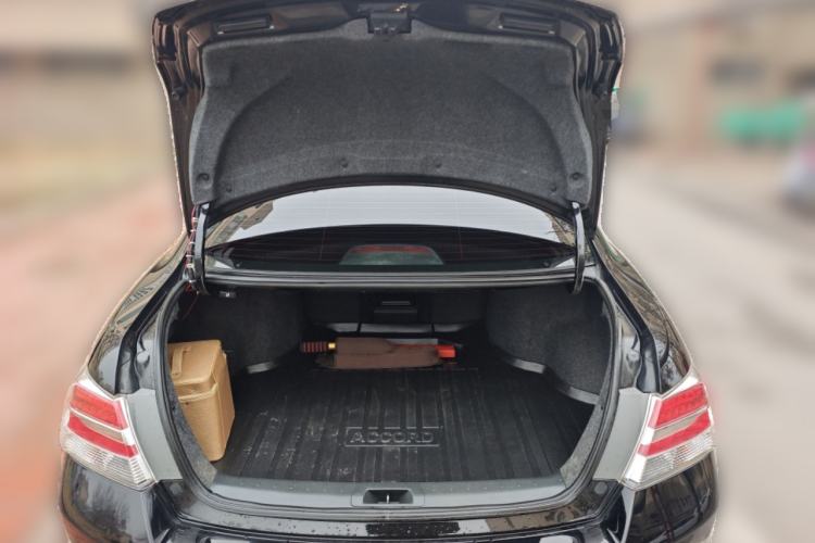 Used Honda Accord 2013 2.0L LX
