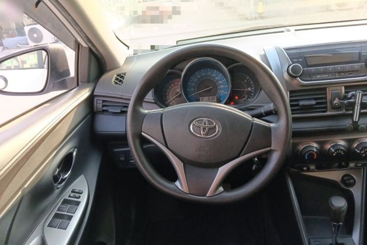 Used Toyota YARiS L Zhi Xuan 2015 1.5E Automatic Charm Edition