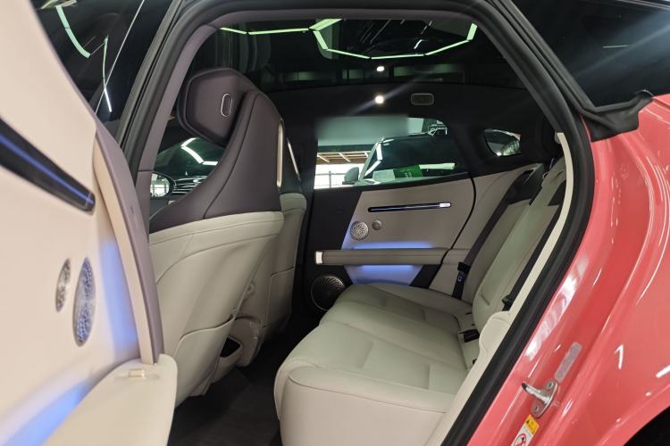 Used Avatr 06 2025 Pro Range-Extended Edition Interior 6