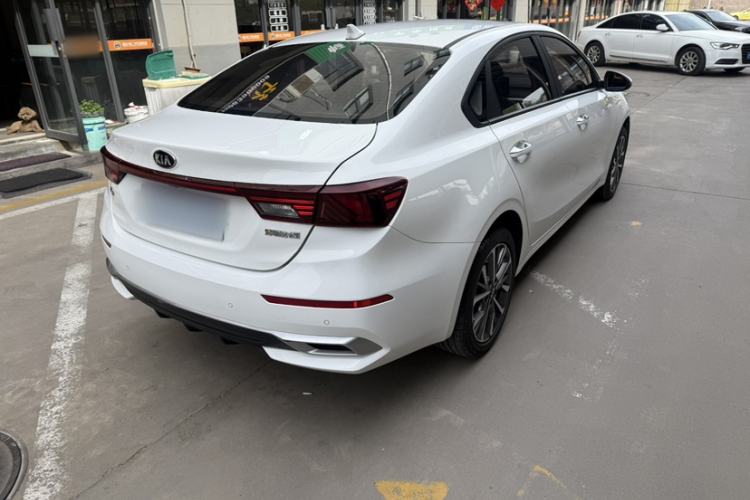 Used Kia K3 2020 1.5L CVT New Sharp Edition with Sunroof Exterior 4