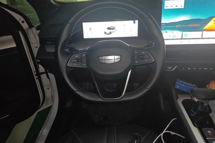 Used Geely Auto Preface 2025 Dongfang Yao 1.5TD Fuyao Edition