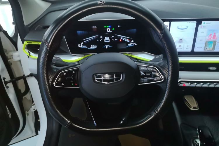 Used Geely Auto Coolray 2022 Bin Yue COOL 1.5TD DCT Hot Engine Edition
