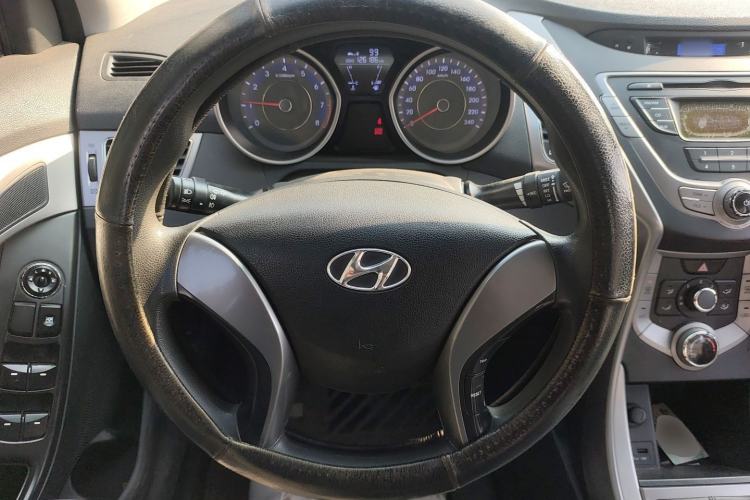 Used Hyundai Elantra (5th Generation / Langdong) 2012 1.6L Manual Fashion Edition Steering Wheel
