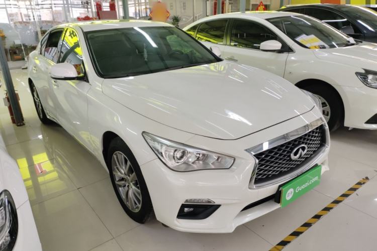Used Infiniti Q50L 2022 2.0T Comfort Edition Front Right 45 Deg