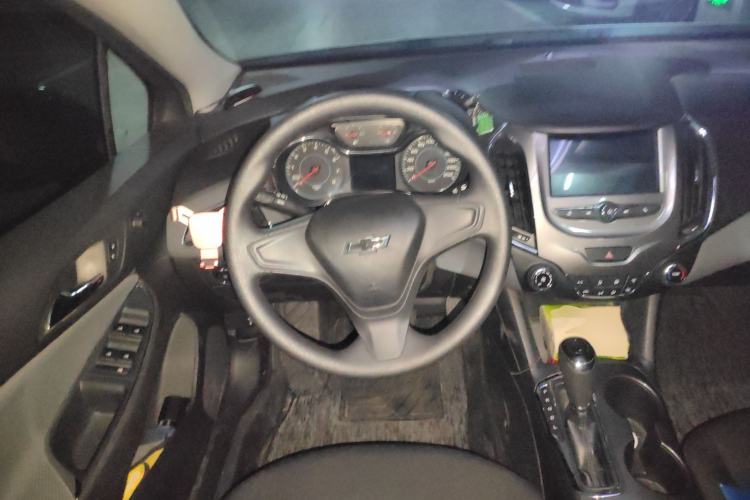 Used Chevrolet Cruze 2018 Redline 320 Automatic Pioneer Edition
