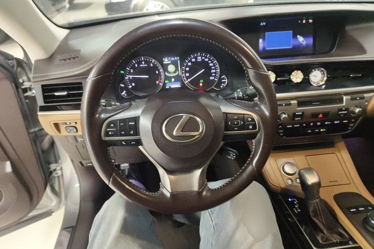 Used Lexus ES 2015 200 Elite Edition