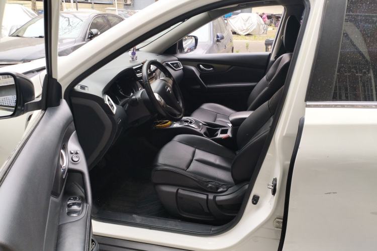 Used Nissan X-Trail 2014 2.0L CVT Comfort Edition 2WD Left Front Seat