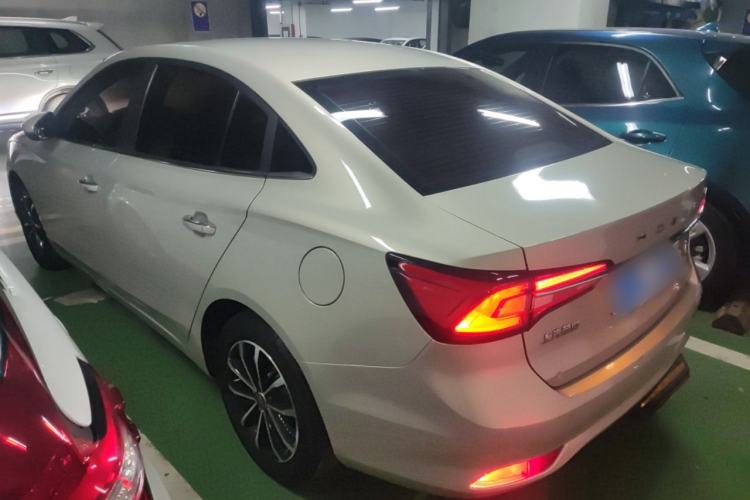 Used Roewe i5 2020 1.5L Manual 4G Connect Leehao Flagship Edition