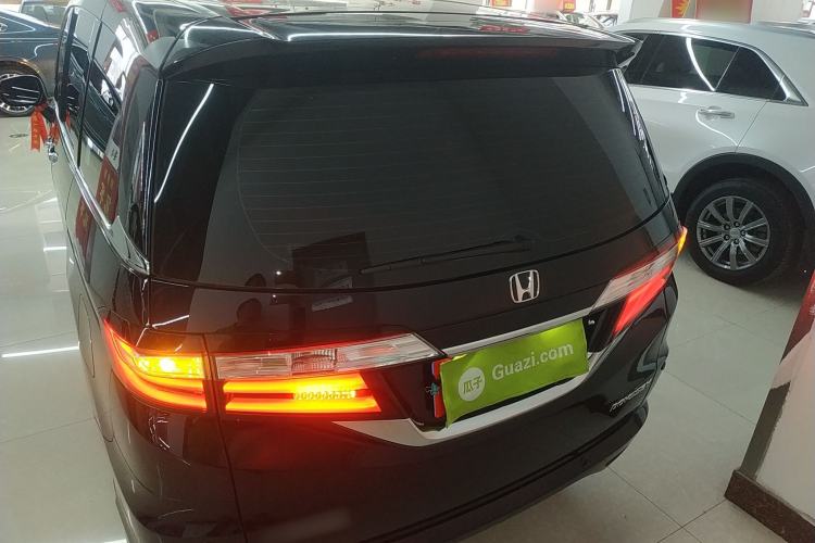 Used Honda Odyssey 2018 2.4L Luxury Edition Rear
