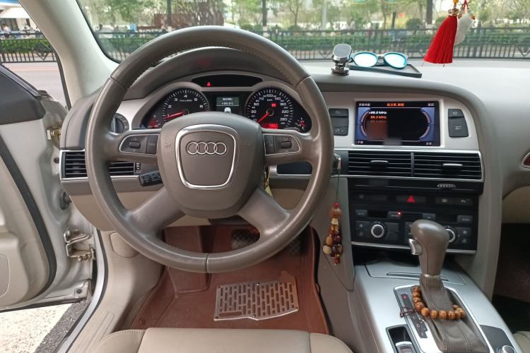 Used Audi A6L 2011 2.0 TFSI Automatic Standard Edition Steering Wheel