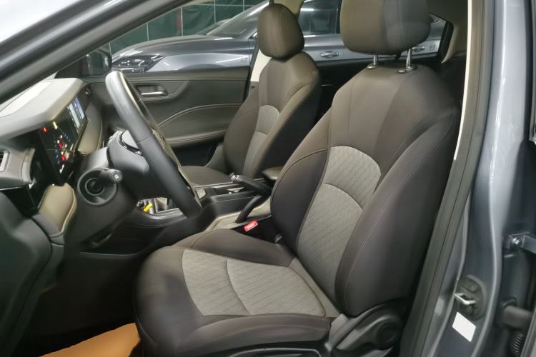 Used Roewe i5 2023 1.5L Manual Comfort Edition Left Front Seat