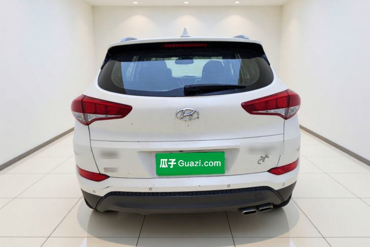 Used Hyundai Tucson 2015 1.6T Dual-Clutch Two-Wheel-Drive Smart Model Rear