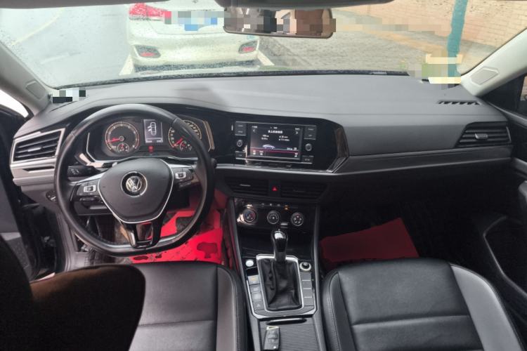 Used Volkswagen Sagitar 2020 280TSI DSG Comfort Version China VI Standard Center Console